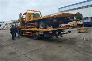 于田同城汽车补胎